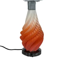 مصباح طاولة بتصميم حلزوني مضيء