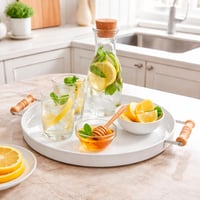 صينية تقديم دائرية معدنية بمقابض خشبية لون ابيض وب...