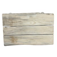 كرسي خشبي ريفي صغير