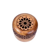 مبخرة خشبية اسطوانية بغطاء محفور وتصميم زخرفي
