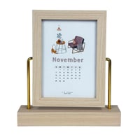 إطار خشبي مع قاعدة للتقويم/الصور