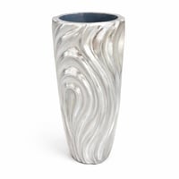 مزهرية ارضية فضية بتصميم متموج عصري