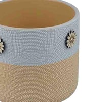 أصيص زخرفي أسطواني بتفاصيل زهرية بارزة