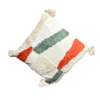 وسادة- خداديات ملمس فاخر بخطوط بارزة