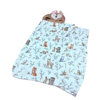 بطانية بغطاء للرأس (بطانية بقبعة)