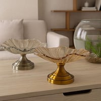 أطباق تقديم زجاجية بقاعدة معدنية