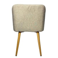 كرسي مبطن أنيق بلون بيج مع مساند