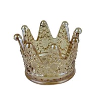 حامل شموع زجاجي بتصميم التاج الملكي – لون كهرماني