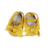 أحذية بيبي بناتي بفيونكة قماش ناعمة