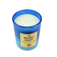 شموع "A Secret Quest" المعطرة