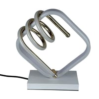 مصباح طاولة “Spiral Glow” LED بتصميم لولبي ذهبي