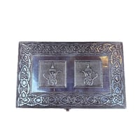 علبة بخور فاخرة بنقوش تراثية