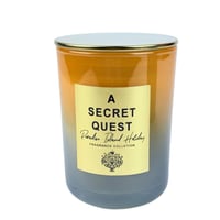 شموع "A Secret Quest" المعطرة