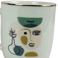 كوب سيراميك بتصميم فني بلمسة ذهبية