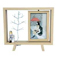 إطار ديكور مكتبي مع مجسمات وإضاءة LED