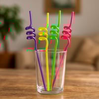 مجموعة مصاصات مرحة بتصميم ملونة