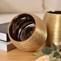 أصيص زرع سيراميك من CALANDIS – لمسة فنية أنيقة للد...