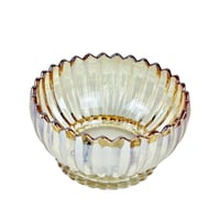 وعاء زجاجي فاخر بلون كهرماني – تصميم مموج أنيق