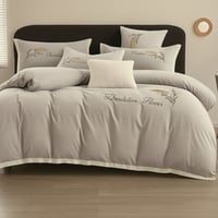 طقم مفرش سرير مطرز بالورود – 4 قطع