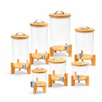 موزع مشروبات زجاجي مع حامل خشبي وصنبور ستانلس ستيل