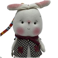 دمية قماشية أرنب محشو