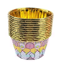 أكواب ورقية مزخرفة ببطانة ذهبية