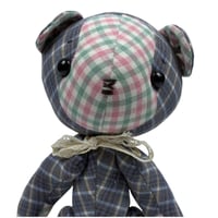 دمية دب قماشية كلاسيكية باللون الأزرق