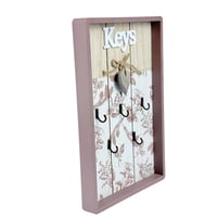 لوحة مفاتيح خشبية بتصميم زخرفي