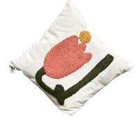 وسادة- خداديات مطرزة يدويا – تصميم فني عصري