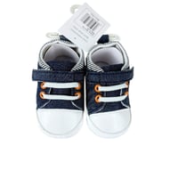 مجموعة أحذية أطفال أنيقة ومريحة