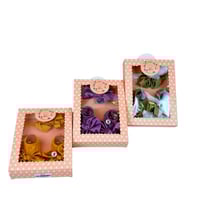 طقم شرابات وربطة شعر أطفال بفيونكة ساتان