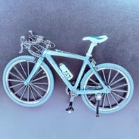 لوحة جدارية بتصميم دراجة ثلاثي الأبعاد