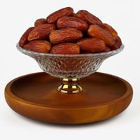 وعاء تقديم أنيق مكون من طبق خشبي وقاعدة زجاجية فاخ...