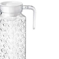 ابريق زجاج شفاف