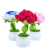 وردة كروشيه في أصيص صغير