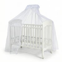 سرير أطفال خشبي بناموسية مع تخزين عملي أبيض