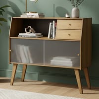 وحدة كوفي مودرن مع أدراج بأبواب زجاجية بني