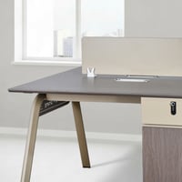 مكتب عمل مزدوج خشبي مع وحدات تخزين