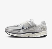 Nike Air Zoom Vomero 5 'Photon Dust Metallic Silve...
