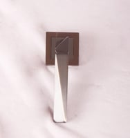 مسكة باب مفصول زنك