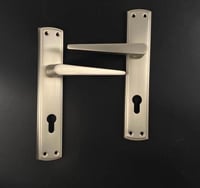 مقبض باب 7320H6529 (ذهبي)