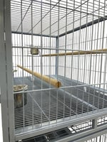 قفص خاص بالانتاج ثلاثة ادوار