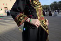 فستان التأسيس تراثي اسود من متجر شمل