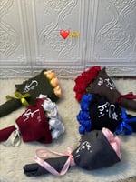 شال مع باقه ورد حسب الطلب