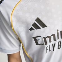 تيشيرت ريال مدريد الرسمي 2025/26 ( الاساسي ) نسخة...