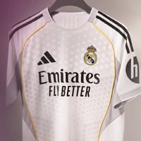 تيشيرت ريال مدريد الرسمي 2025/26 ( الاساسي ) نسخة...