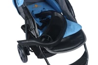 عربية أطفال بطاولتين