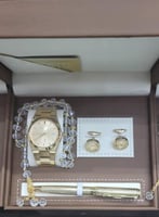 ساعة رجالي ضد الماء مع كبك وقلم ومسبحة وعلبة فخمة