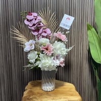 فازه ورد صناعي