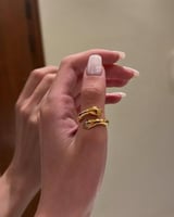 خاتم العناق